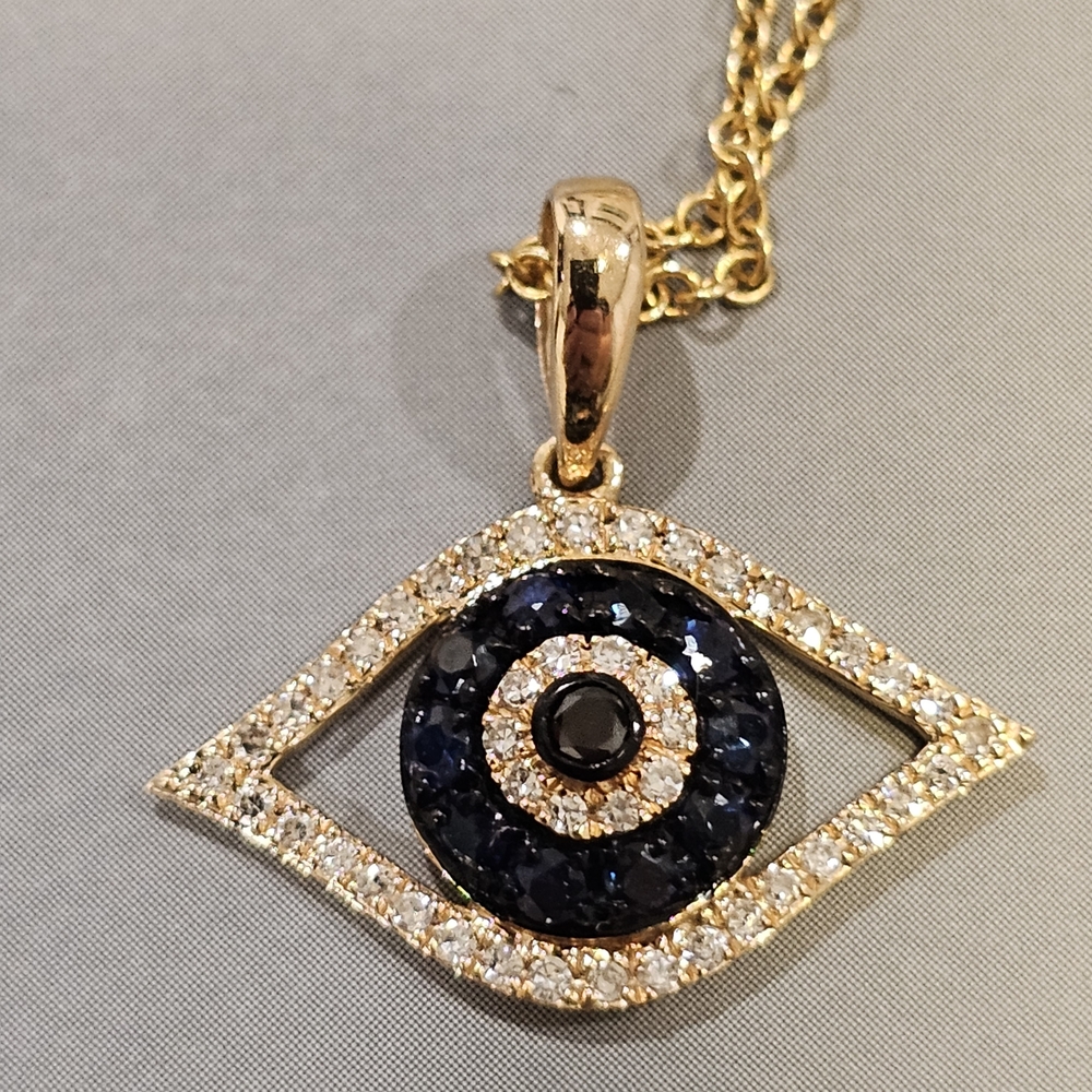 Breathtaking 14k Diamond And Sapphire Evil Eye Pendant Necklace